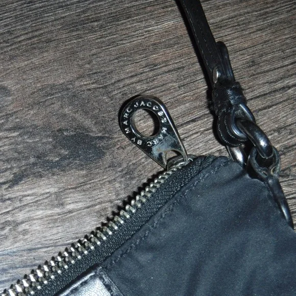 Marc By Marc Jacobs Black Nylon Crossbody Bag Purse Silver‎ Hardware - Picture 6 of 11